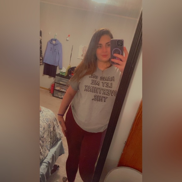 Meet your posher - Picture 2 of 4